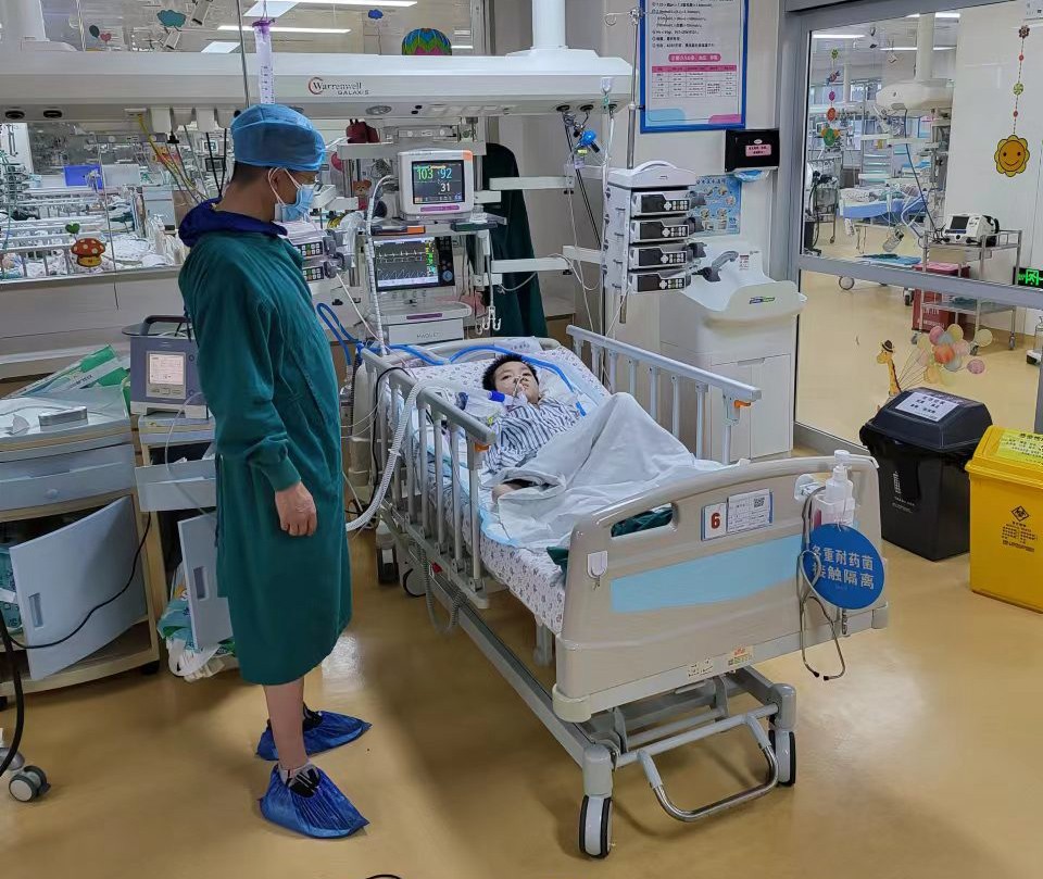 潍坊跨省救护车出租公司